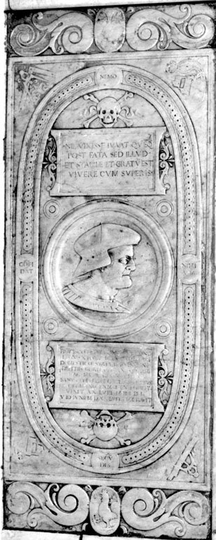 lapide tombale - ambito romano (sec. XVI)